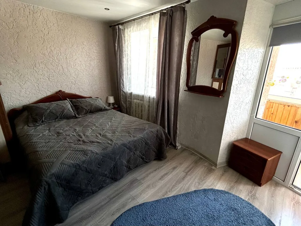 Квартира в тихом районе семеновского озера, парка, памятника Алеши