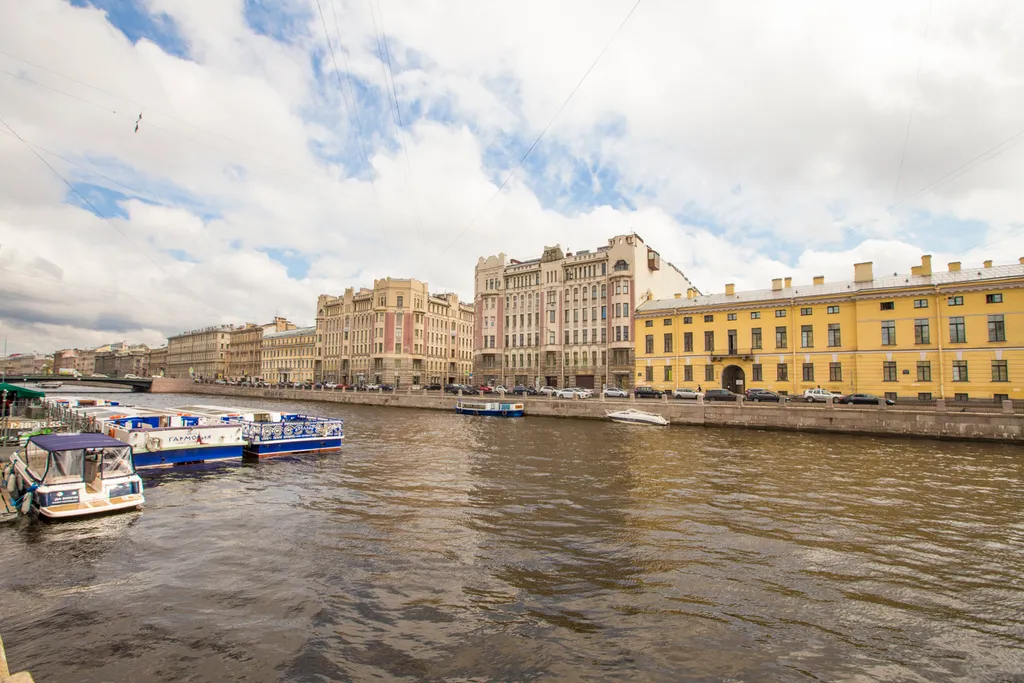 Квартира Квартира у Набережной Фонтанки на Бородинской улице — Санкт-Петербург