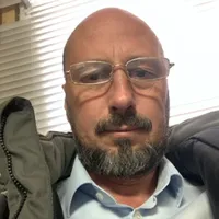 Юрий Маслов