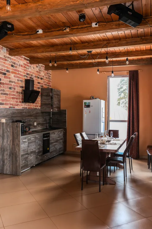 Коттедж в стиле Лофт недалеко от горы