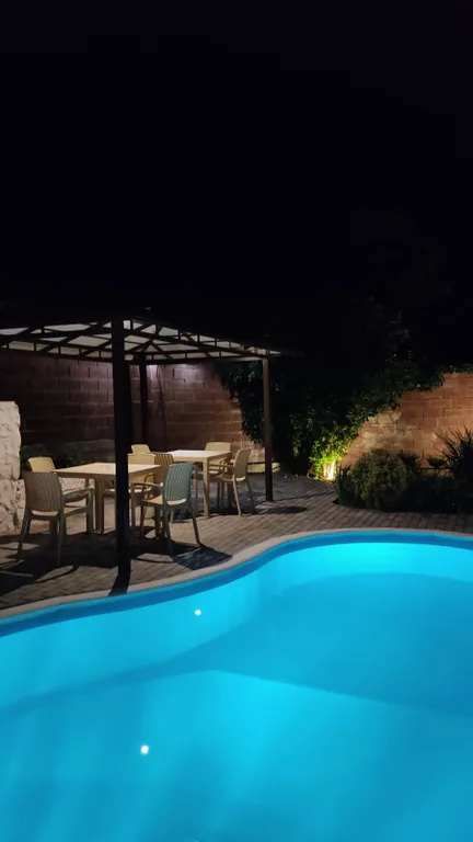 Две смежные комнаты с санузлом для четырёх человек