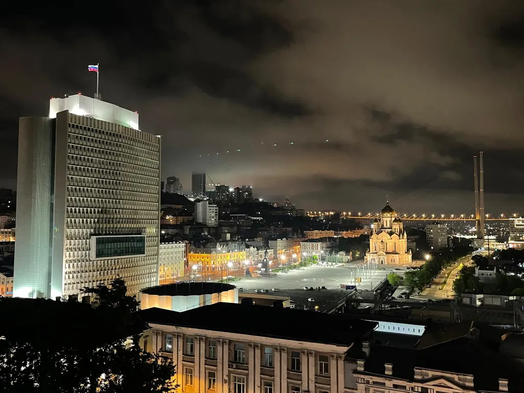 Квартира в сам центре у Белого дома с видом на площадь и Золотой мост