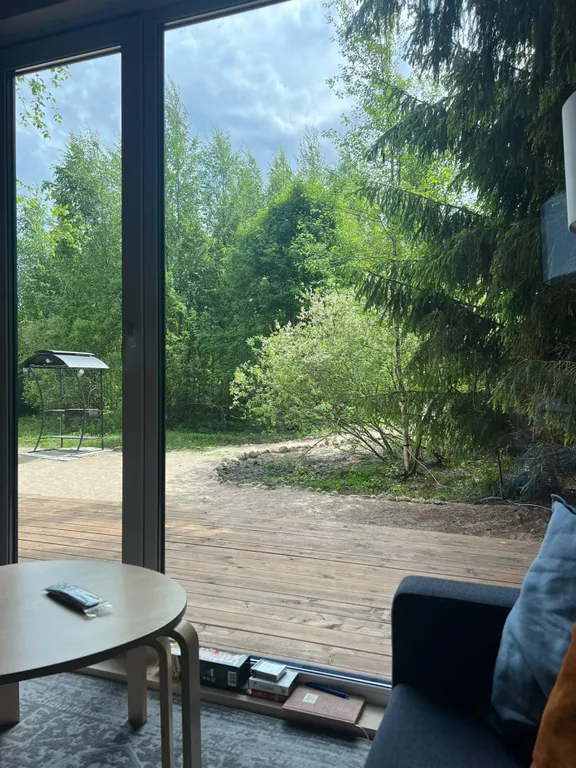 Коттедж Дом с панорамными окнами в лесу — Ломоносов