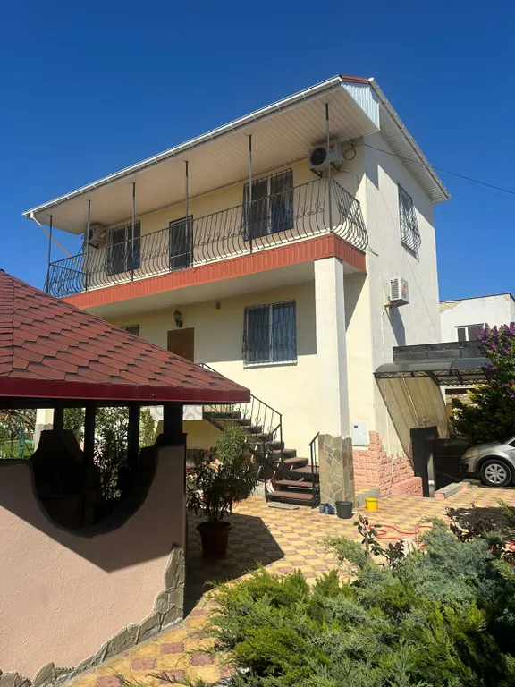 Коттедж Уютный дом для семейного отдыха — аренда посуточно в Заозёрное