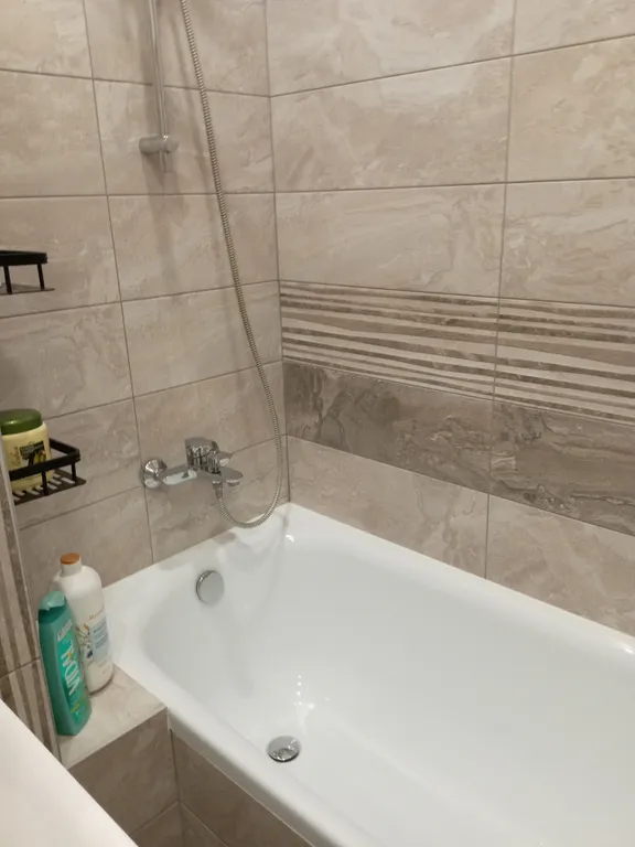 Уютная современная евродвушка с шикарным видом из панорамных окон