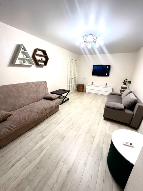 Двухкомнатная квартира в центре завеличья