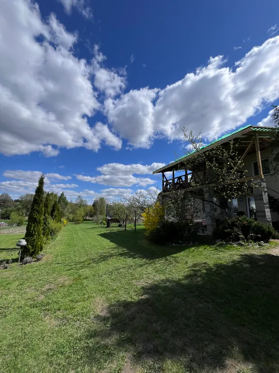 Усадьба на берегу реки