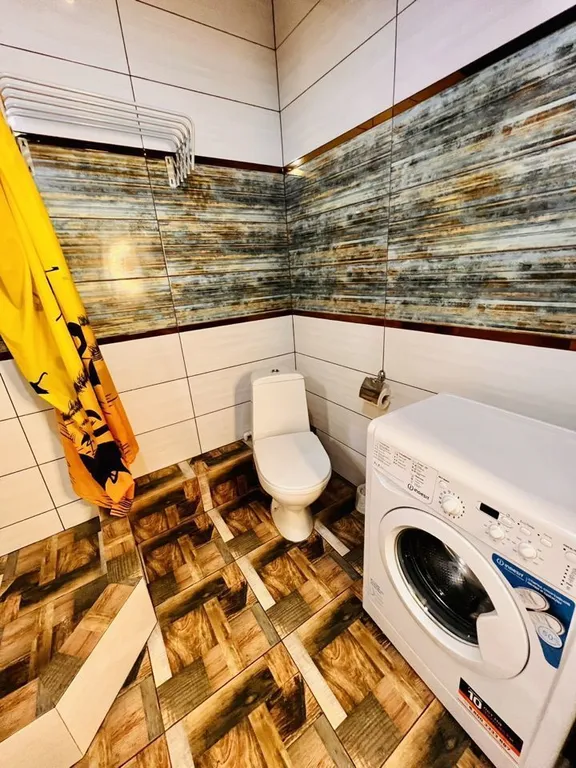 Студия с дизайнерским ремонтом