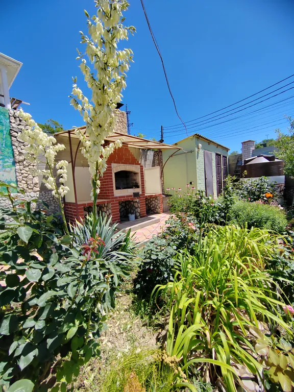 Коттедж Уютный дом в черте поселка — аренда посуточно в Орджоникидзе