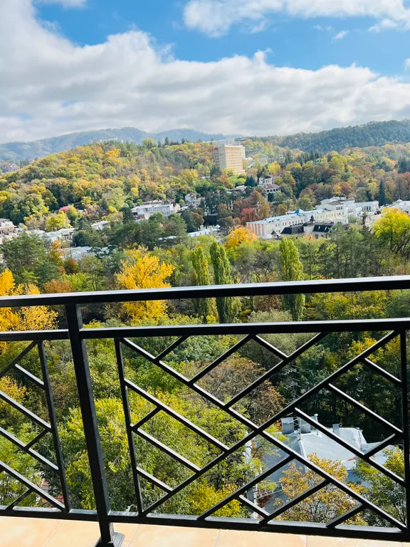 Уютная с красивым видом