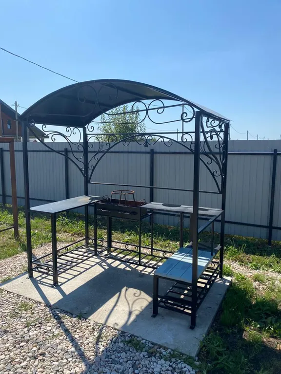 Уютный дом в живописном районе