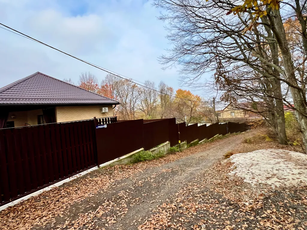 Дом в лесу с теплым бассейном и баней