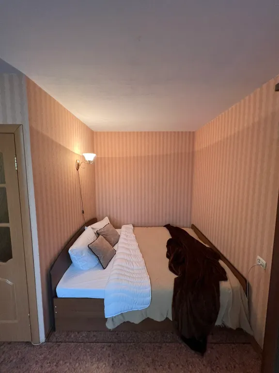 Квартира на 8 этаже с большой кухней и двумя балконами