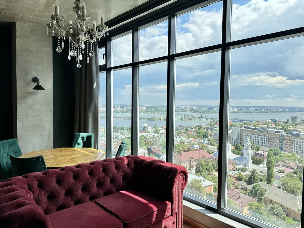 Квартира Дизайн-студия с видом на город — аренда посуточно в Воронеж