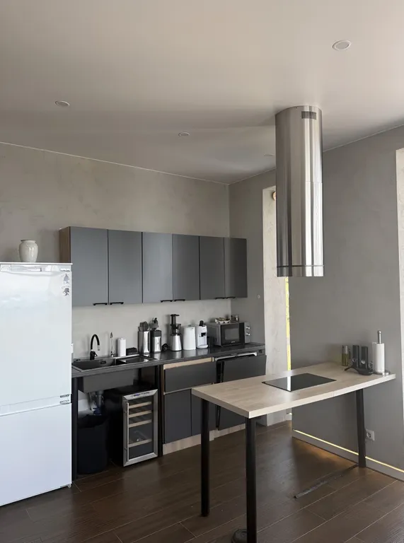 Дизайнерская квартира с потрясающем видом на море и горы