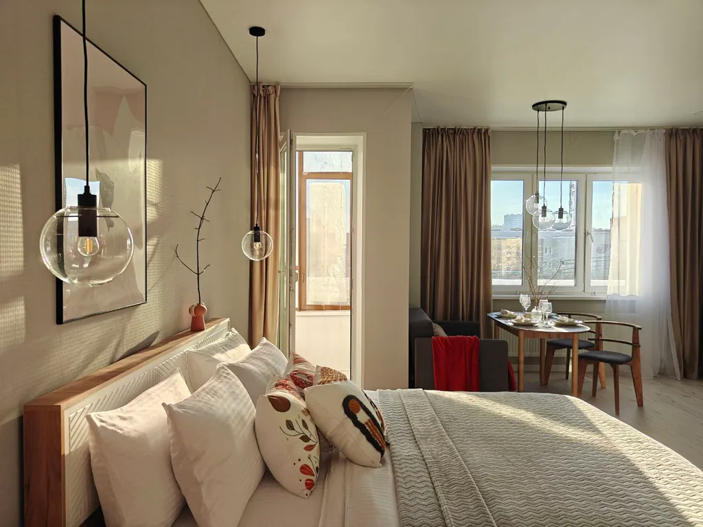 Студия с видом на кампус