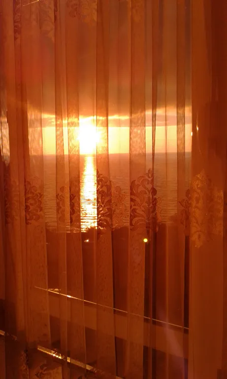 Квартира с красивым видом на море и гору АюДаг