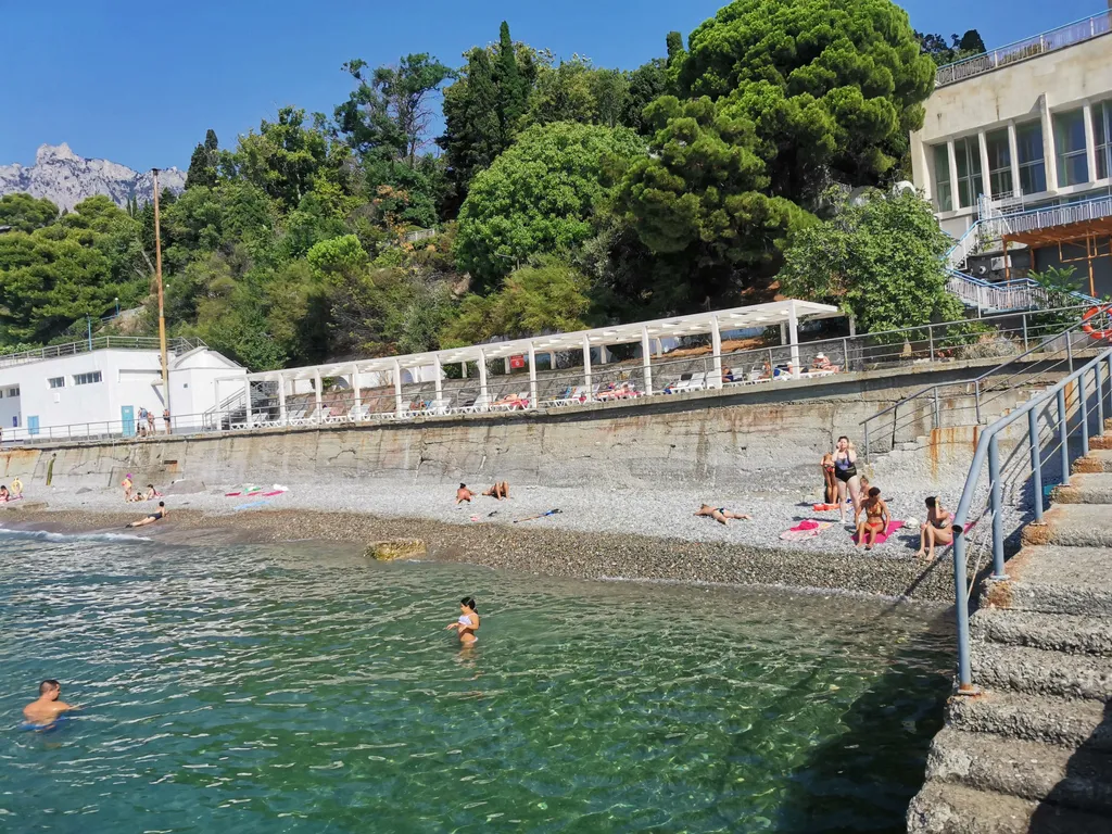 Уютная квартира с видом на море частном доме