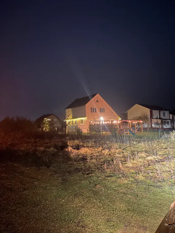 4-комнатный Дом