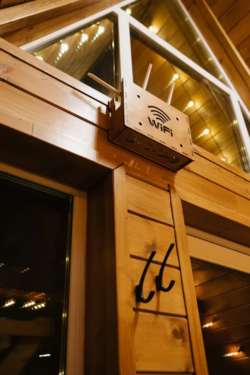 Домик в лесу вблизи от города в стиле A-frame