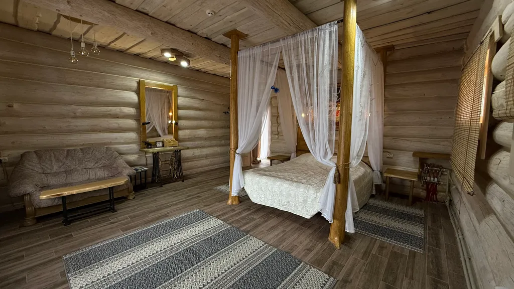 Домик у реки