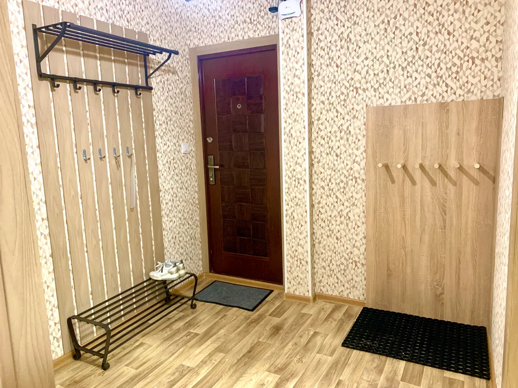 Квартира Комфортная квартира — Кировск