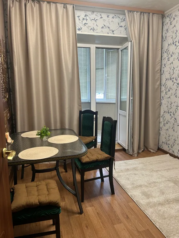 Квартира возле Автовокзала и Сургутнефтегаза