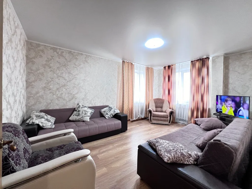 Квартира на набережной с видом на реку