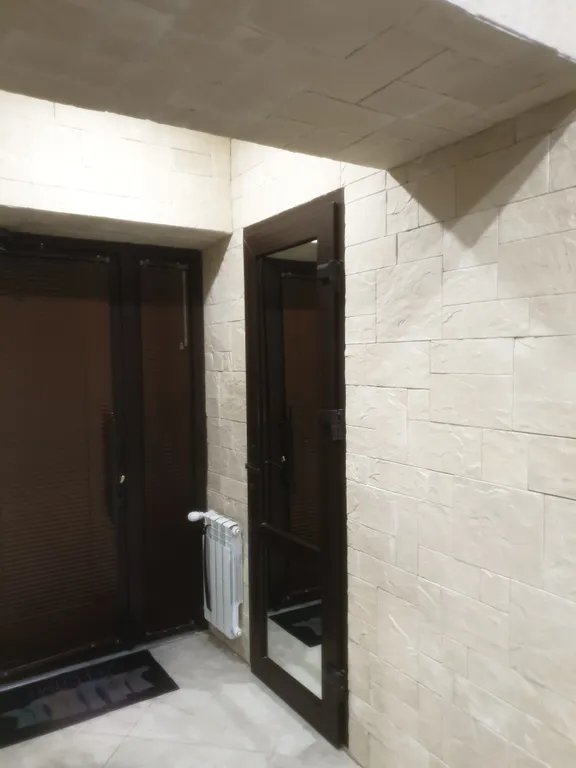 Дизайнерская современная двушка в новом доме сердца центра город