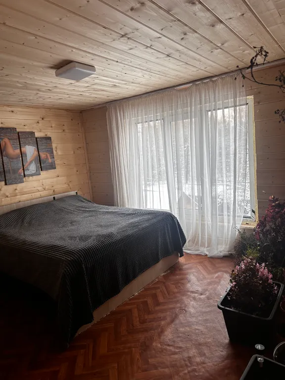 Уютный загopодный дoм с настоящей русской баней