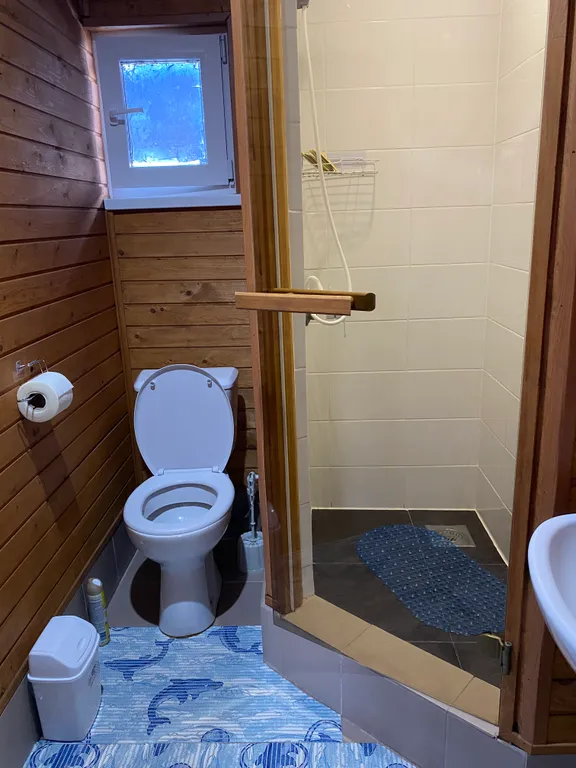 Комната на берегу моря