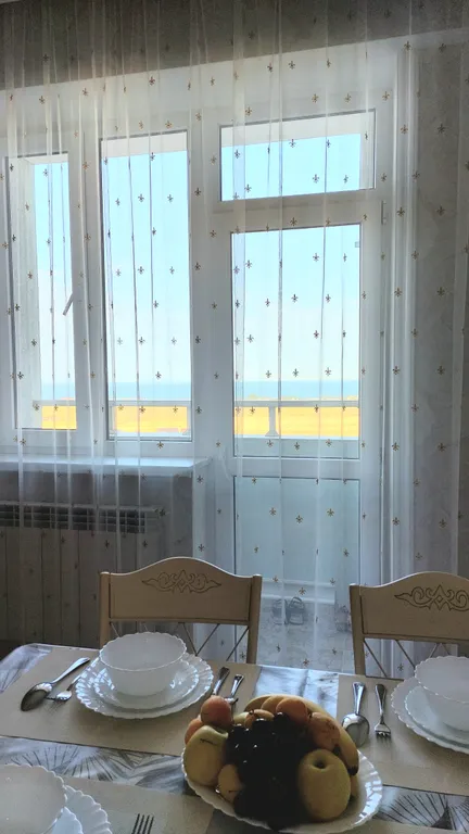 Уютная и светлая квартира с видом на море