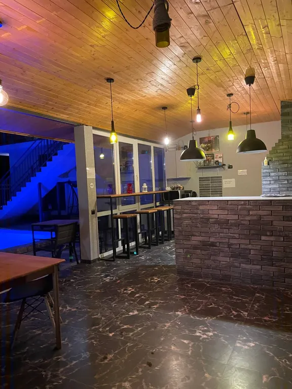 Уютный номер с бассейном