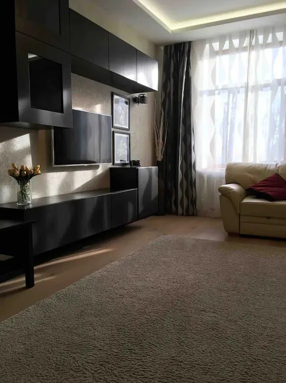 Современная квартира по улице недалеко от вокзала