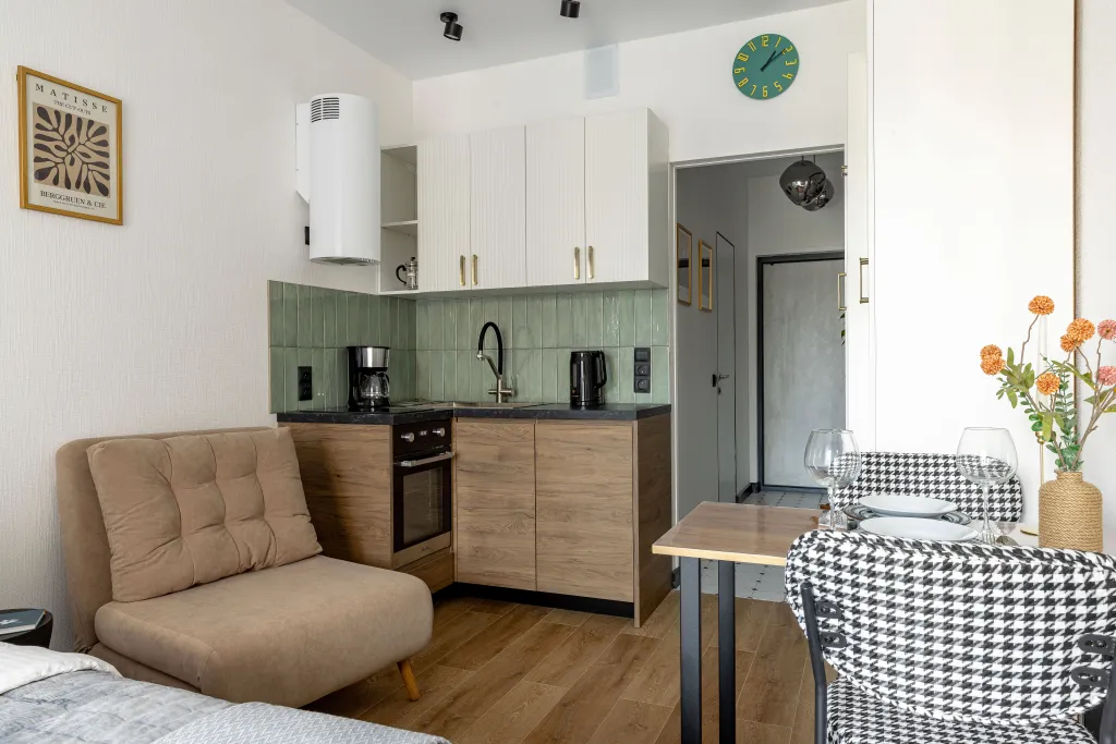 Апартамент Зеркальный в Курортном районе в доме с бассейном и сауной