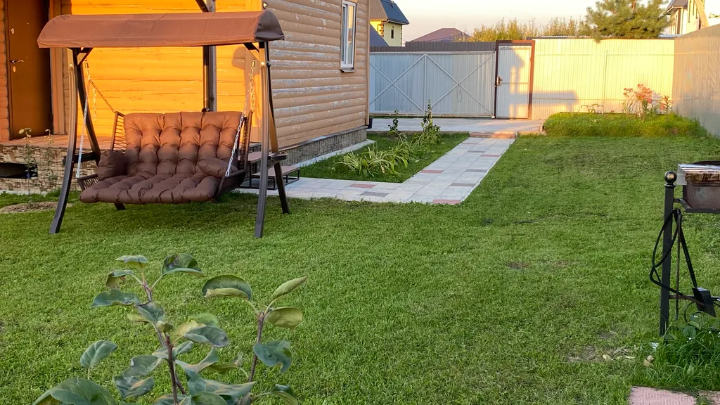 Загородный дом с 5 комнатами, зоной барбекю и баней