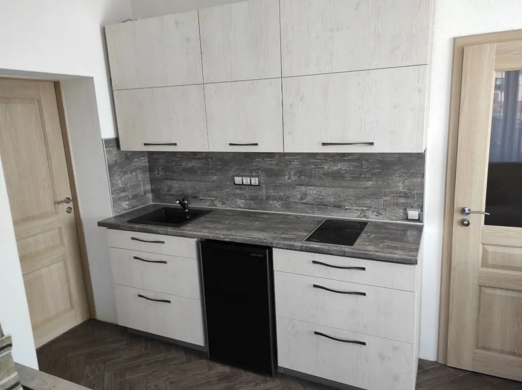 Квартира Квартира Уютная студия в частном доме у моря — Зеленоградск