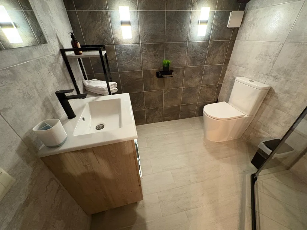 4-комнатный Дом