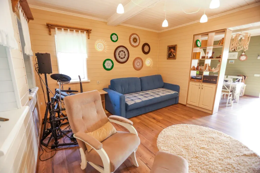 Дом прекрасной Ажурницы, Плес