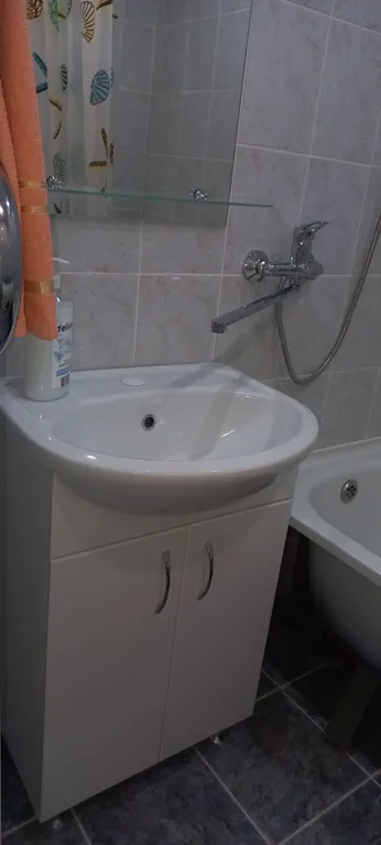 Уютная квартира с видом на красивый пруд