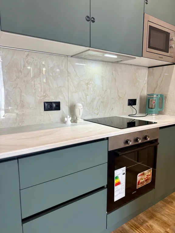 Новая квартира с потрясающим видом из окна на город