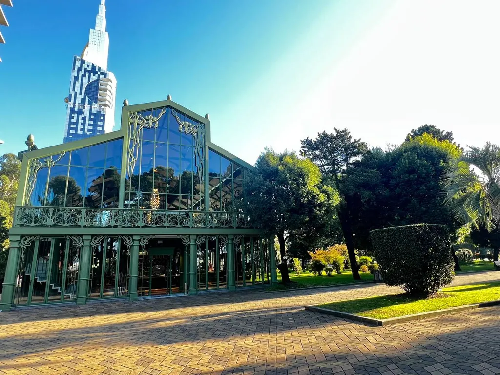 Премиальные апартаменты на берегу моря, Porta Batumi Tower