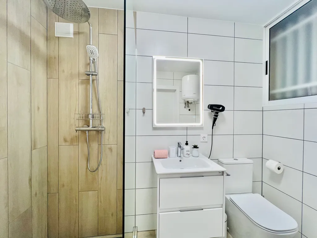 PaulMarie Apartment with heated pool in Las Brisas