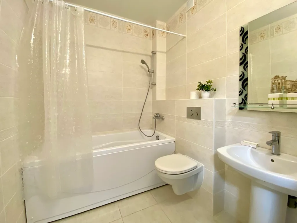 Квартира Квартира Студия с бассейном на территории — Сириус