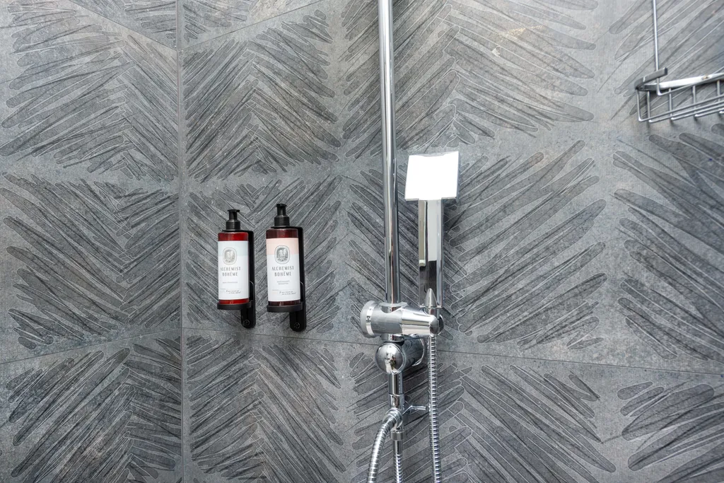 Oceanview Mood by Aesthaven