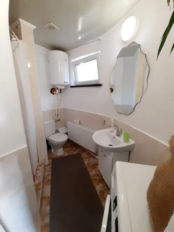 Двухкомнатный дом в центре города