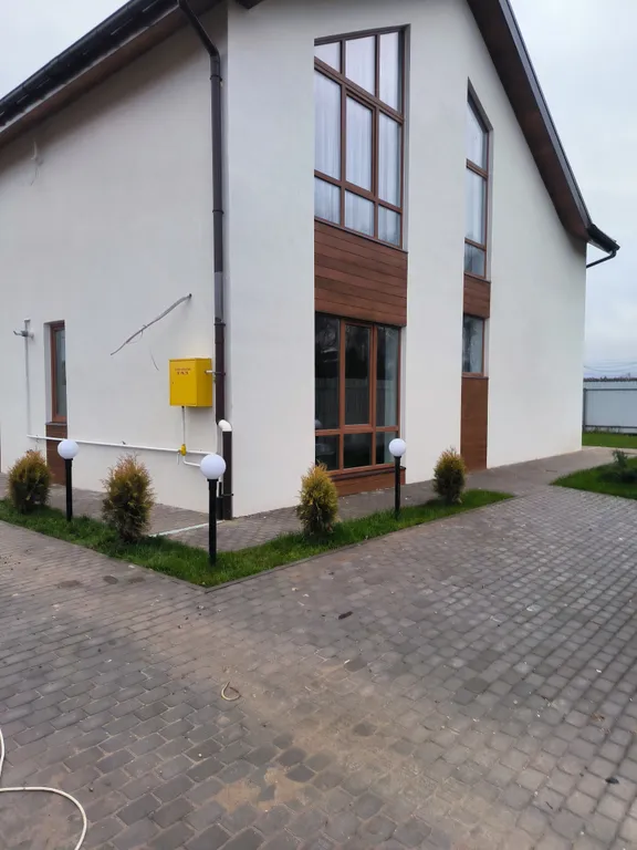 Уютный коттедж для вечеринок с чаном