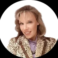 Анна Никонова