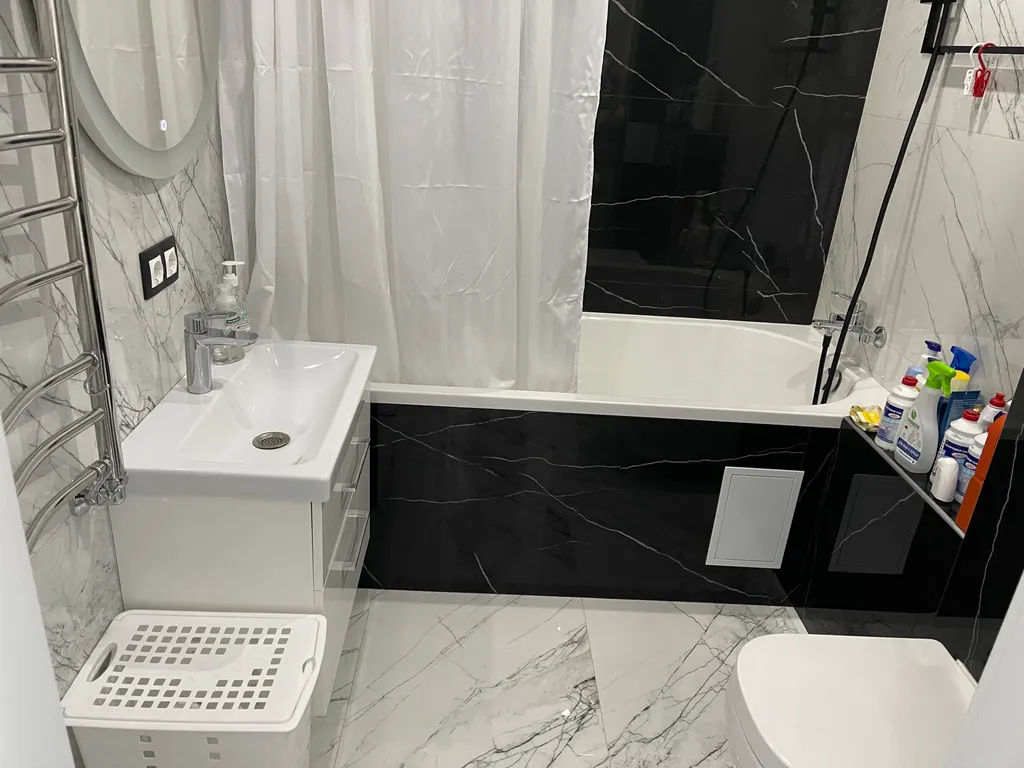 Уютная квартира с видом на озеро и сосновый лес