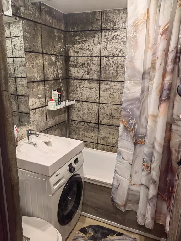 Двухкомнатная в районе администрации города